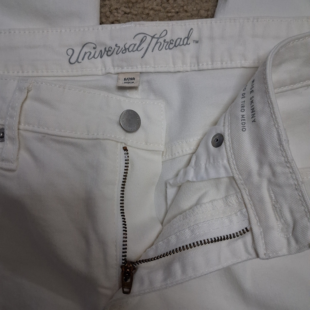 Universal Thread White Jeans